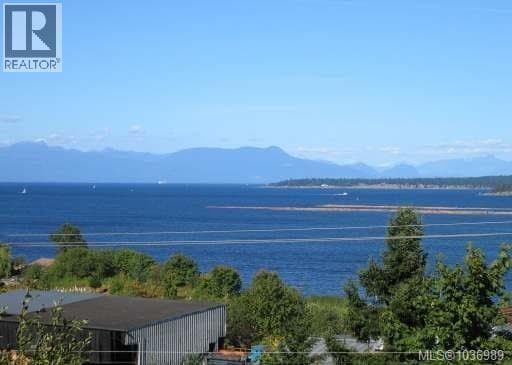 3 911 Haliburton St, Vancouver Island — photo 2
