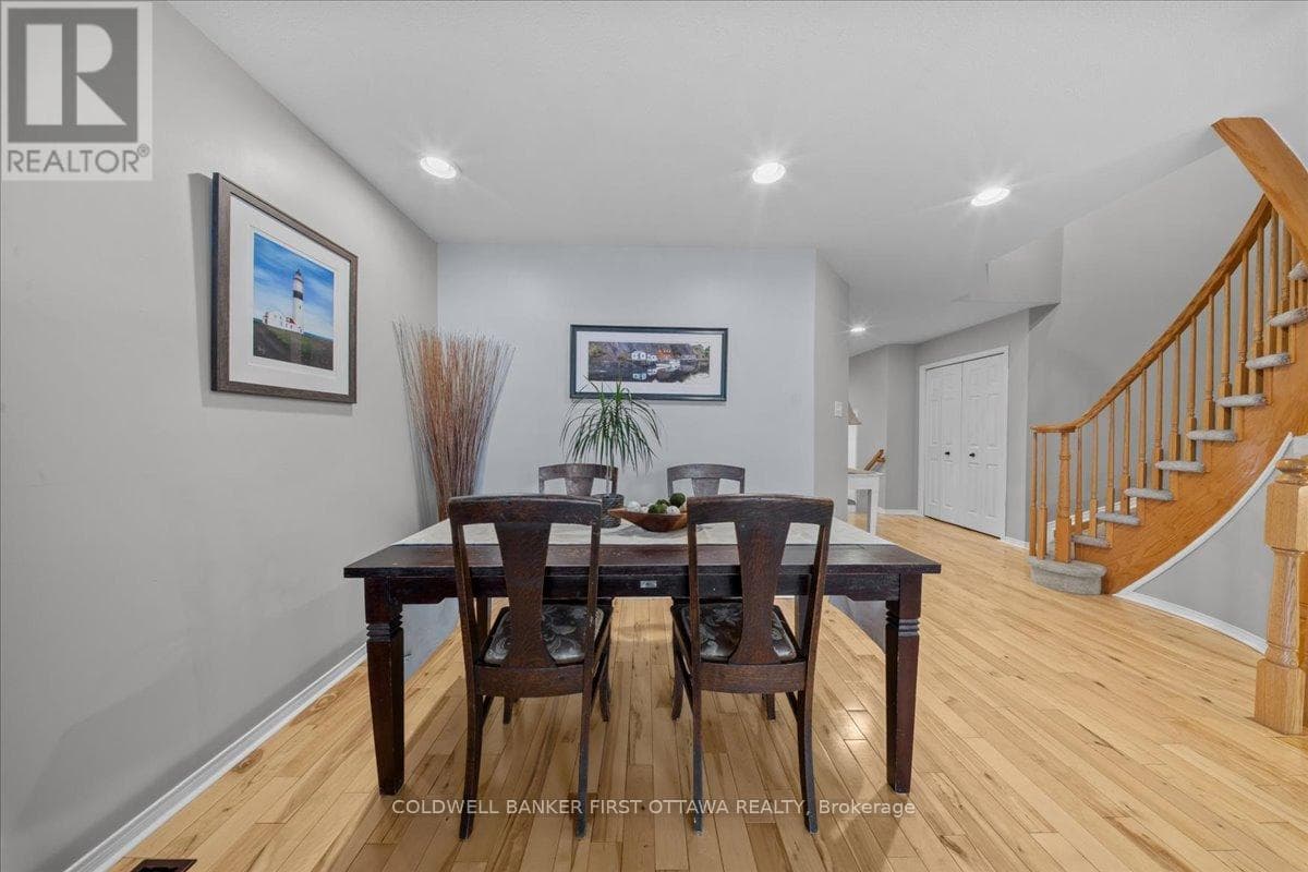 218 FLAMBOROUGH WAY, Ottawa — photo 4