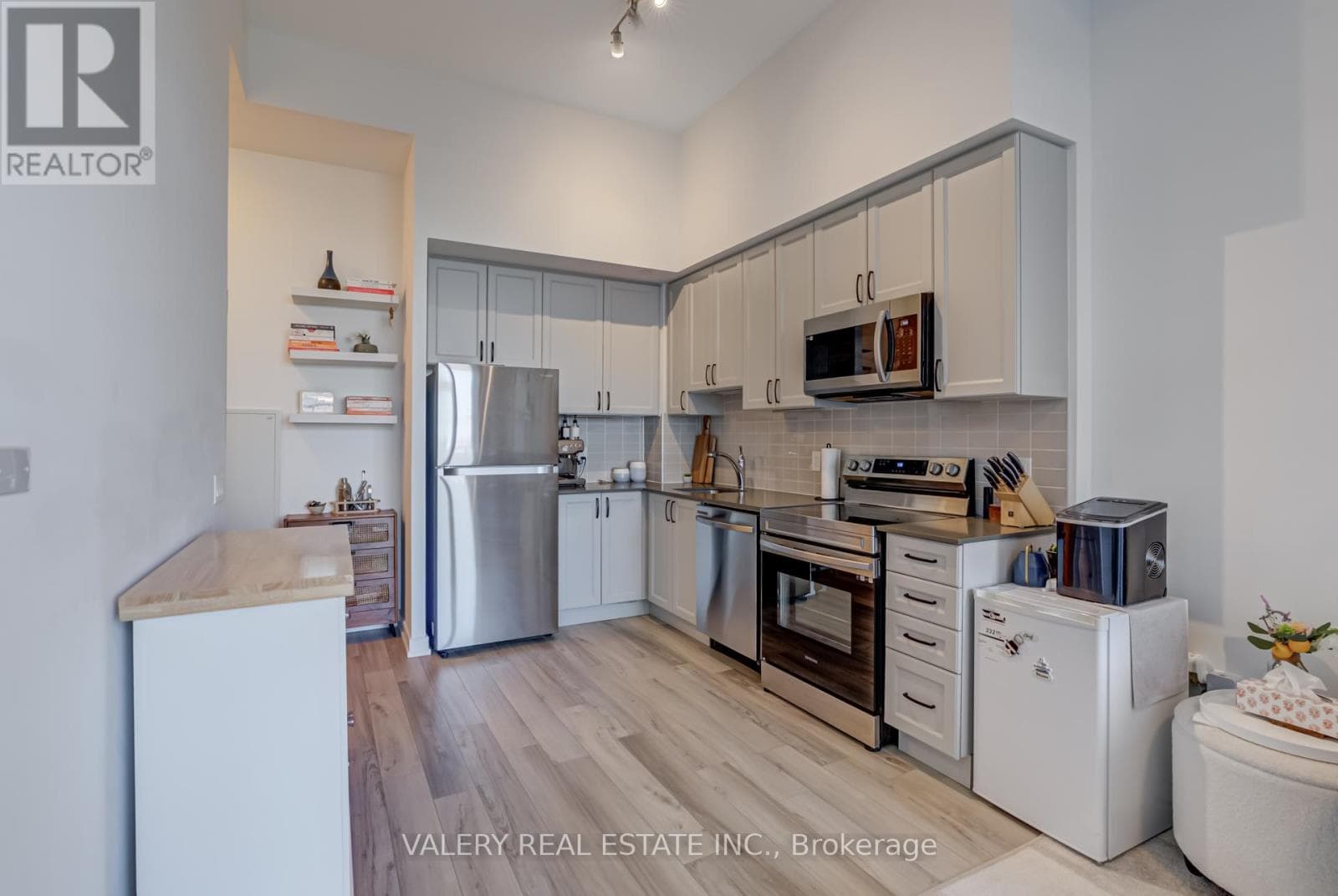 708 - 1480 BAYLY STREET, Toronto — photo 2
