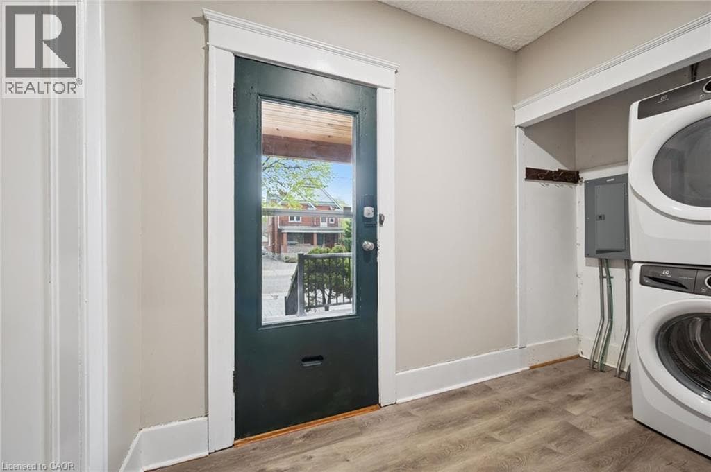 15 GORDON AVENUE, Cornerstone — photo 5