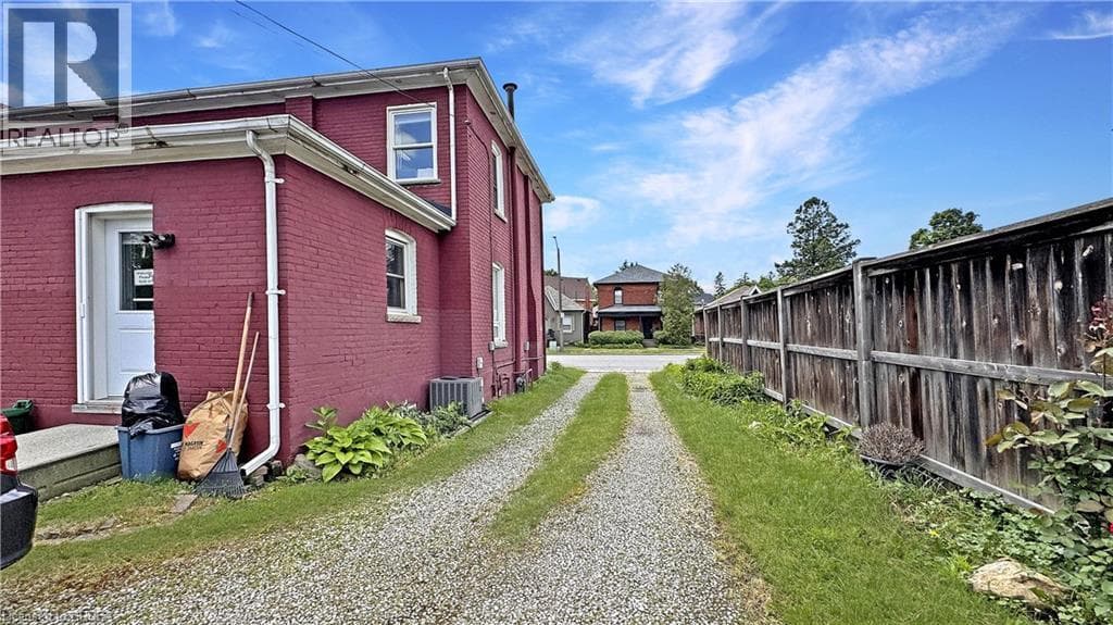 275 BRANT AVENUE, Brantford — photo 2