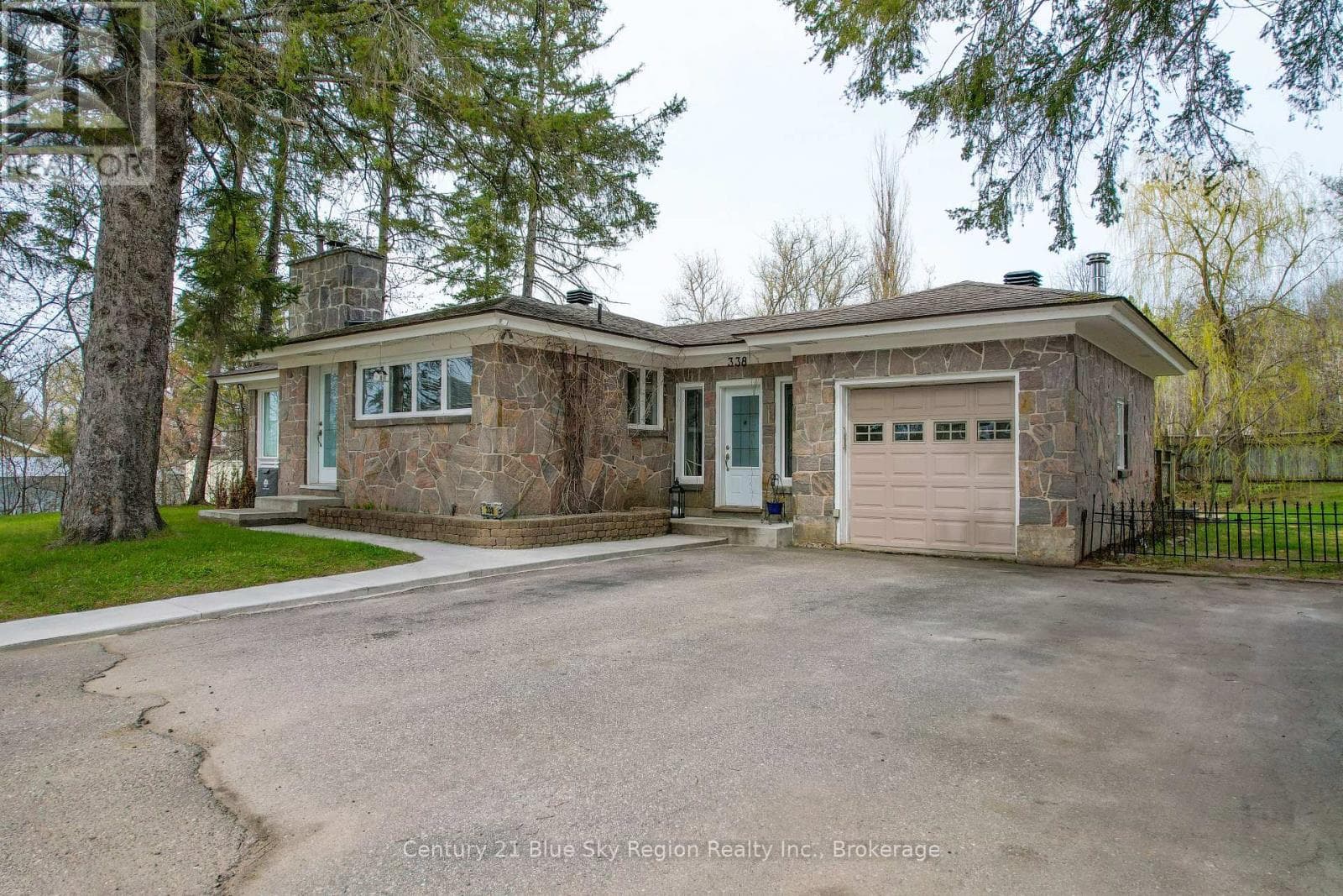 338 EDWARD STREET in 