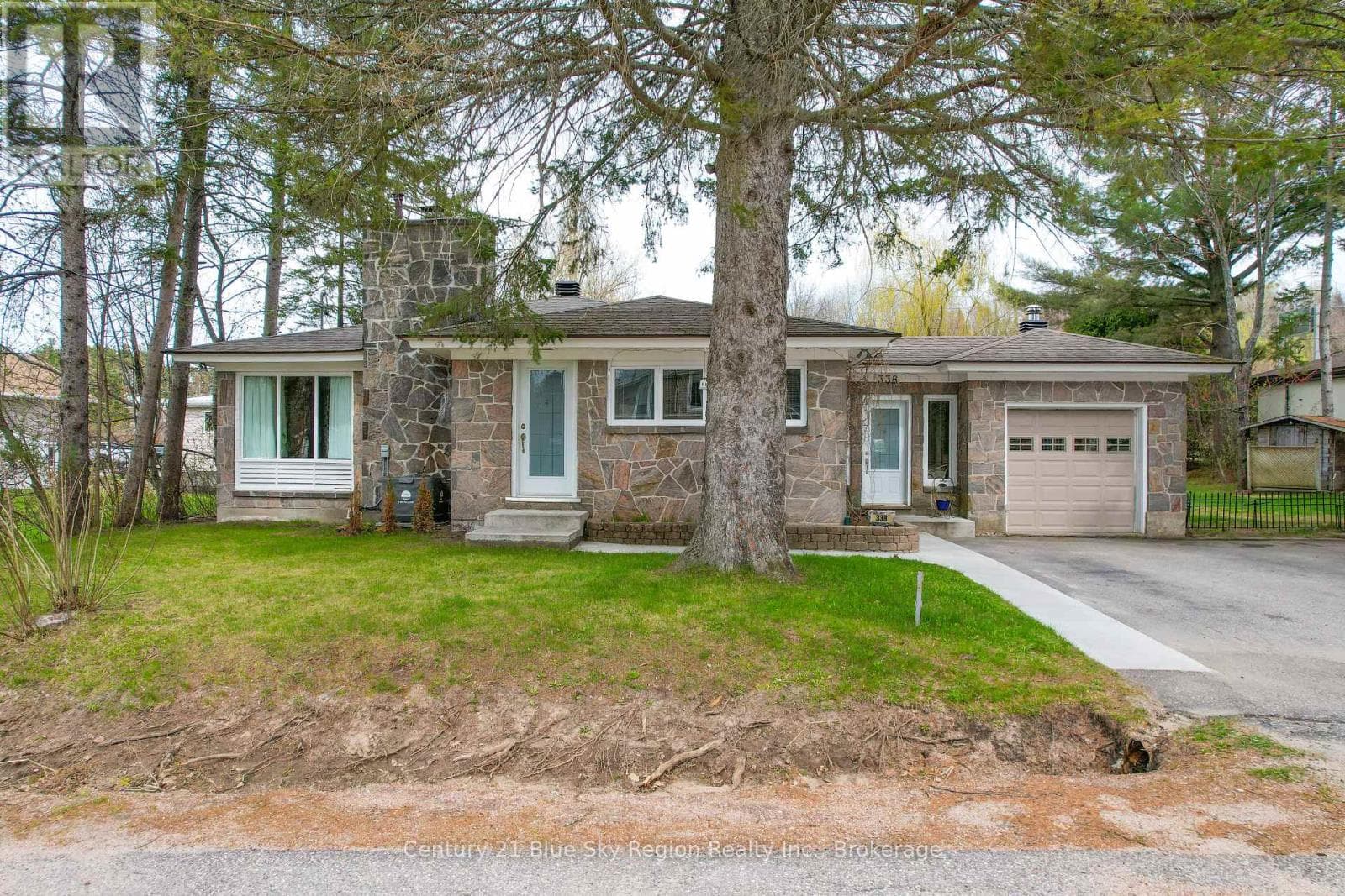 338 EDWARD STREET, North Bay — photo 3