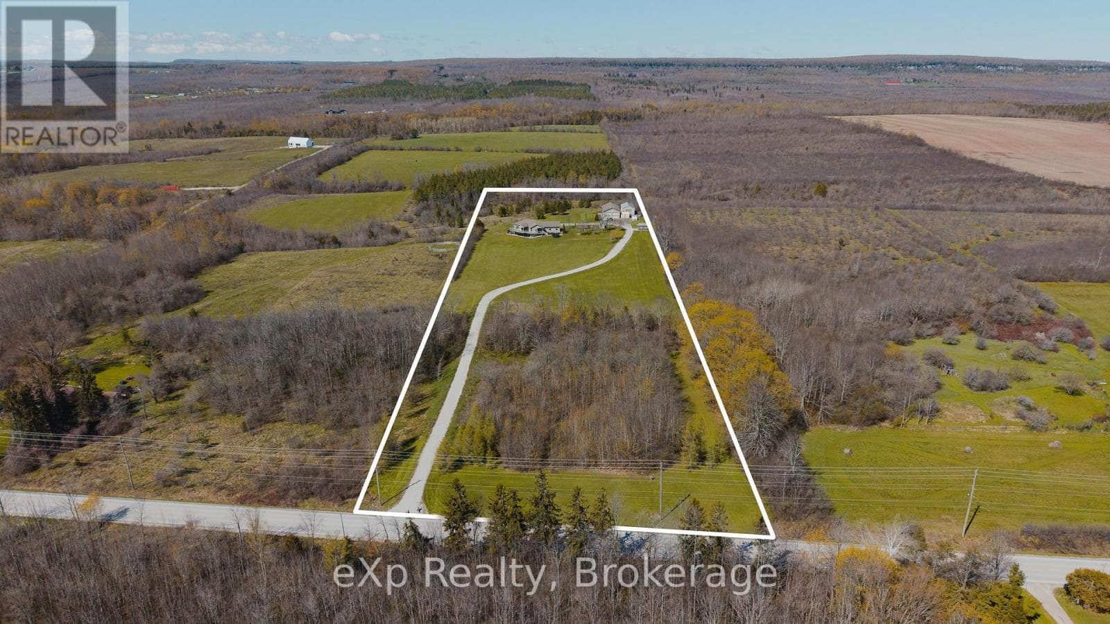 138430 112 GREY ROAD, OnePoint — photo 4