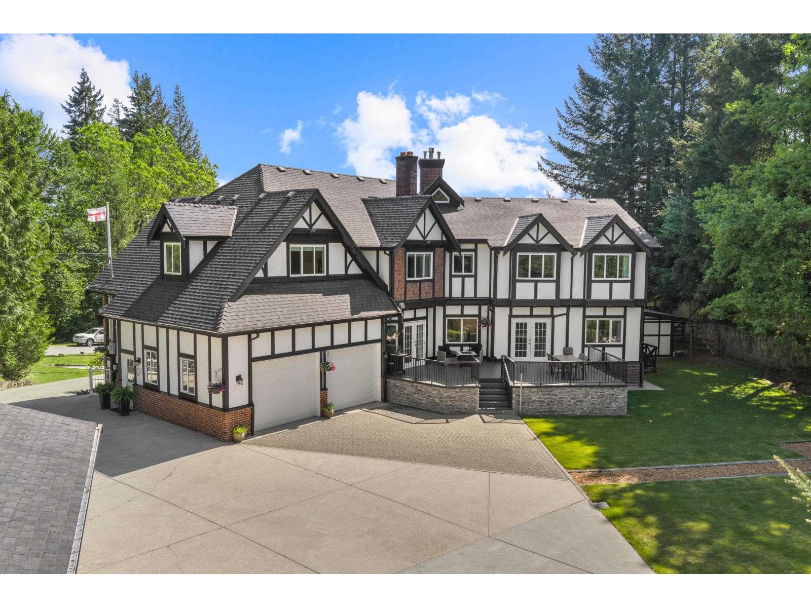 34931 FERNDALE AVENUE, Fraser Valley — photo 2