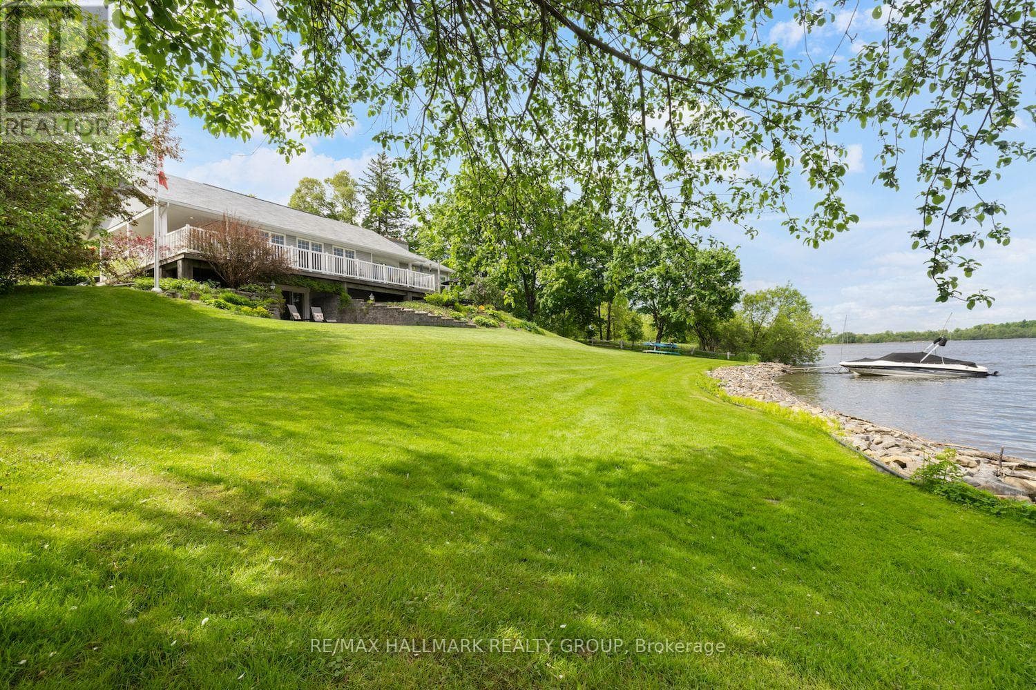 1 RIDEAU GLEN DRIVE in RIDEAUCREST - DAVIDSON HEIGHTS