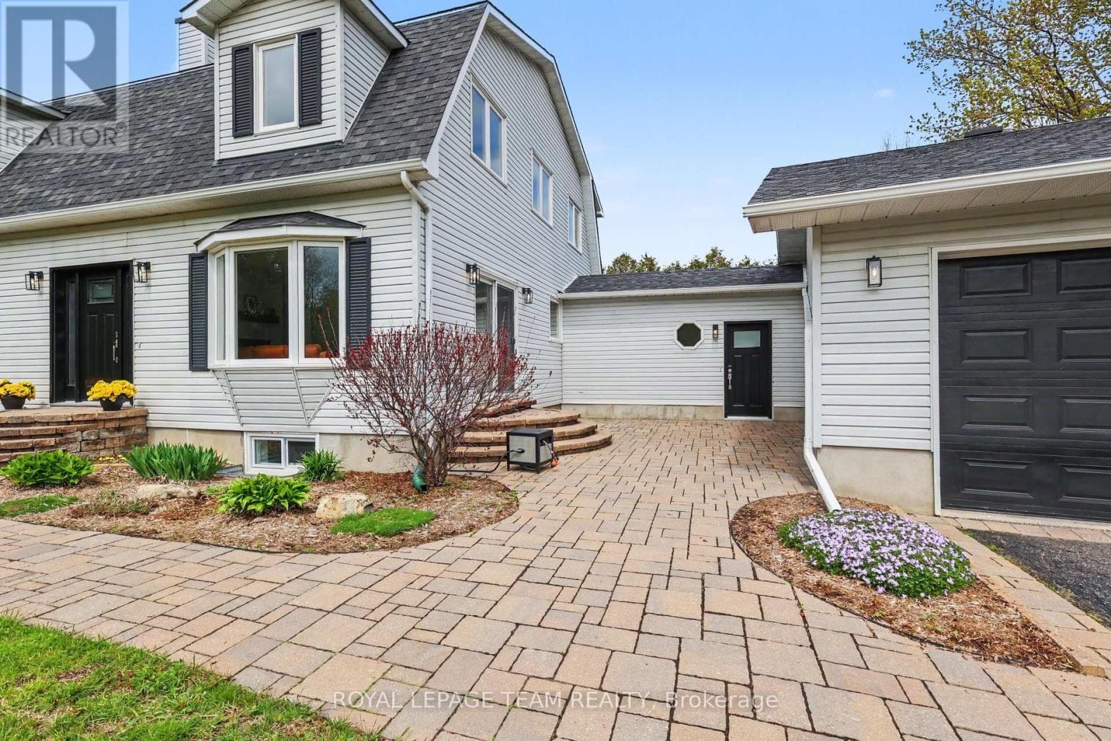 8471 MARIONVILLE ROAD, Ottawa — photo 3
