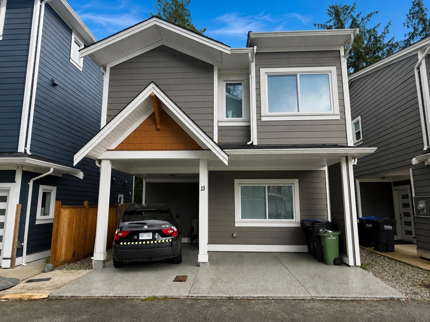 11 750 HOT SPRINGS ROAD, Harrison Hot Springs in 