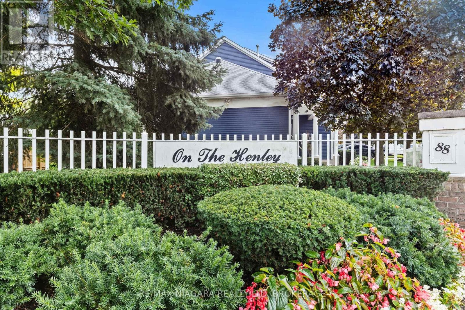 3 - 88 LAKEPORT ROAD in 