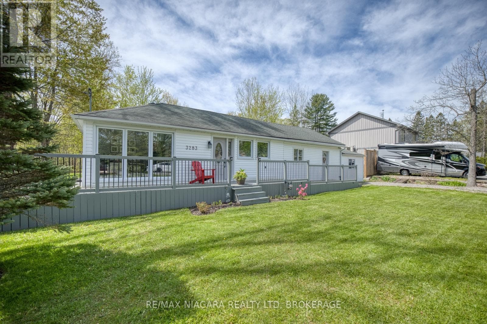3283 GROVE AVENUE in 
