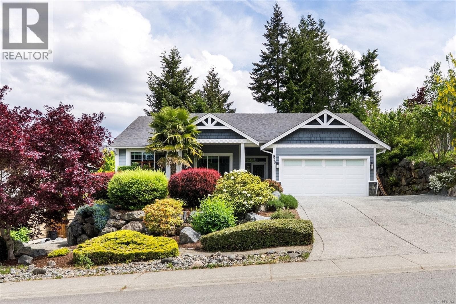 938 Deloume Rd, Victoria — photo 4