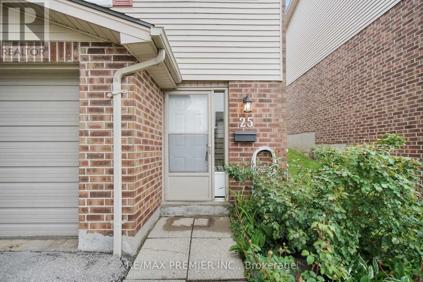 25 - 450 POND MILLS ROAD, Toronto — photo 4