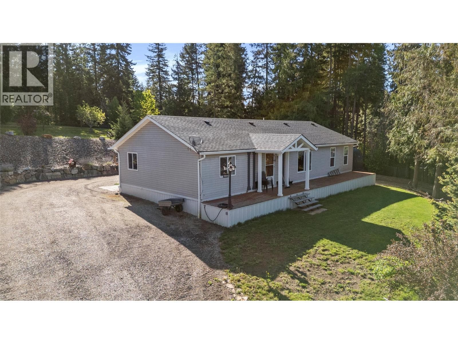 1034 GRANDVIEW BENCH ROAD, Interior REALTORS® — photo 2