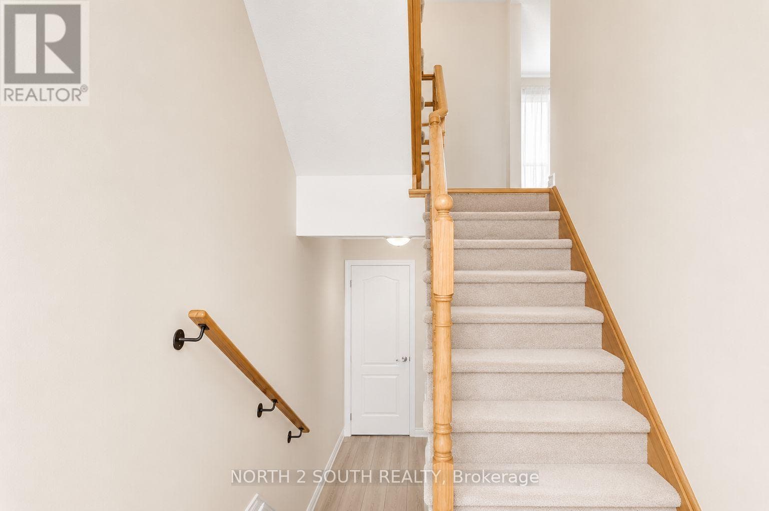 30 LANA CIRCLE, Toronto — photo 4