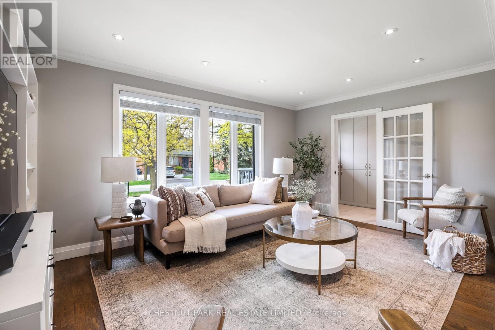 27 CEDARCREST DRIVE, Toronto — photo 2