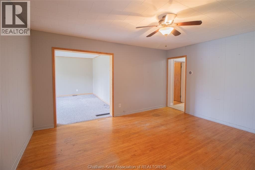 330 Nelson STREET, Chatham Kent — photo 3