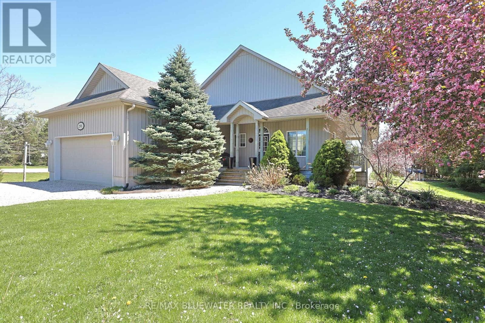 295 MAIN STREET in 