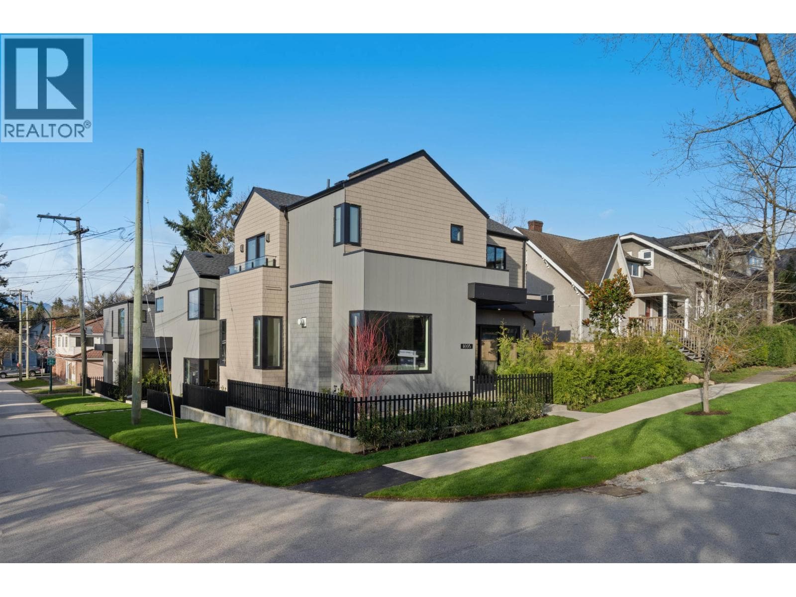 1605 EAST 21ST AVENUE in Kensington-Cedar Cottage