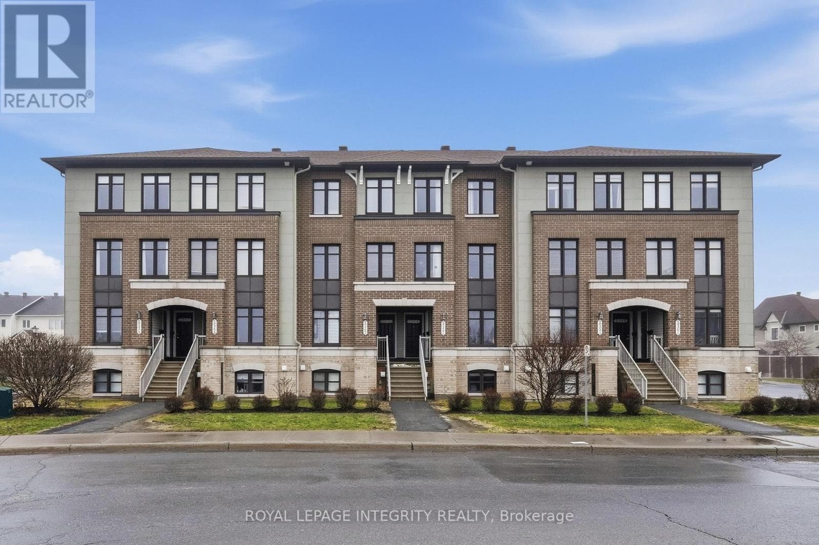 2341 ESPRIT DRIVE in PORTOBELLO SOUTH