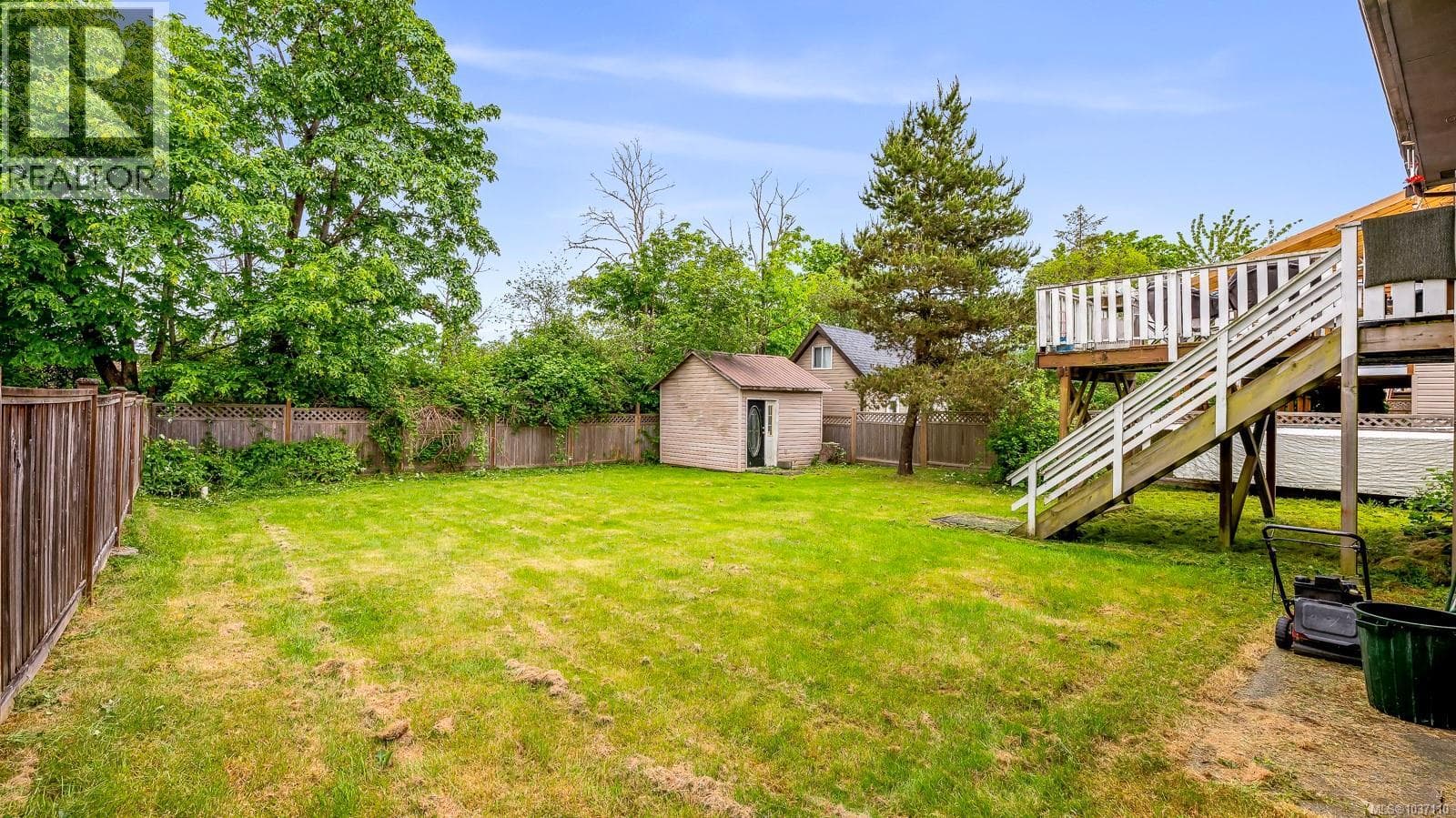 2442 FITZGERALD AVENUE, Vancouver Island — photo 4