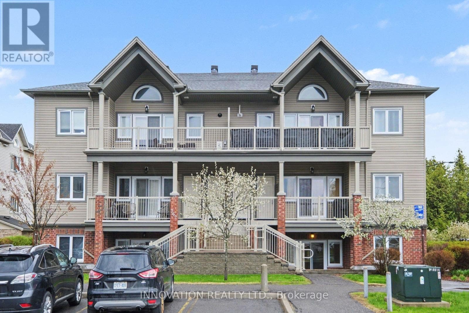 362B WOOD ACRES GROVE in FINDLAY CREEK
