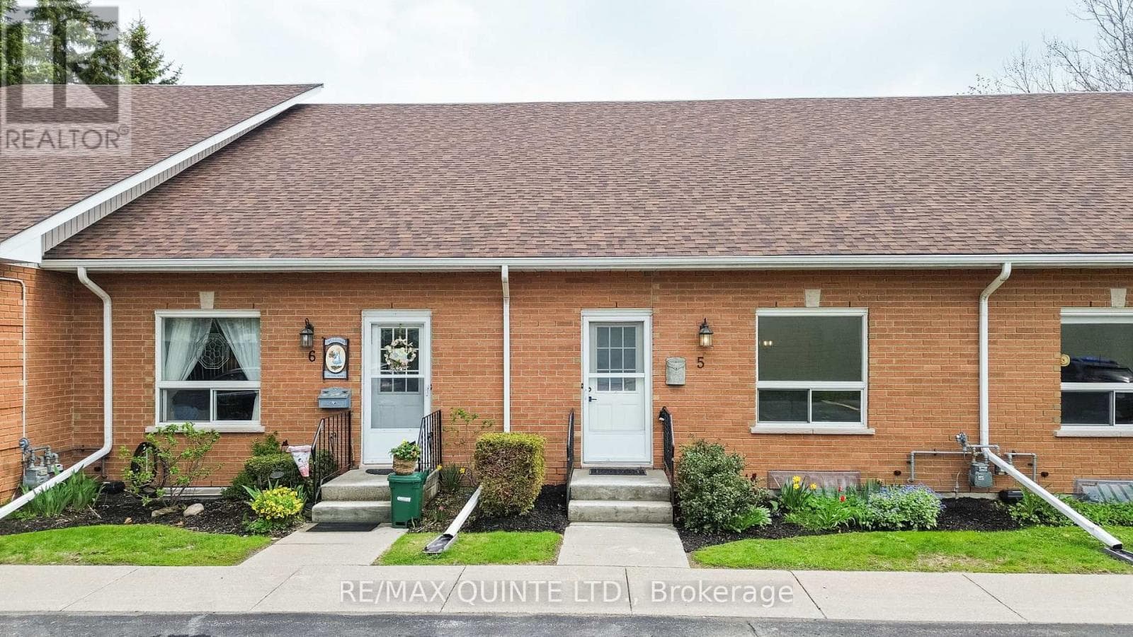5 - 45 PRINCE EDWARD STREET E in 