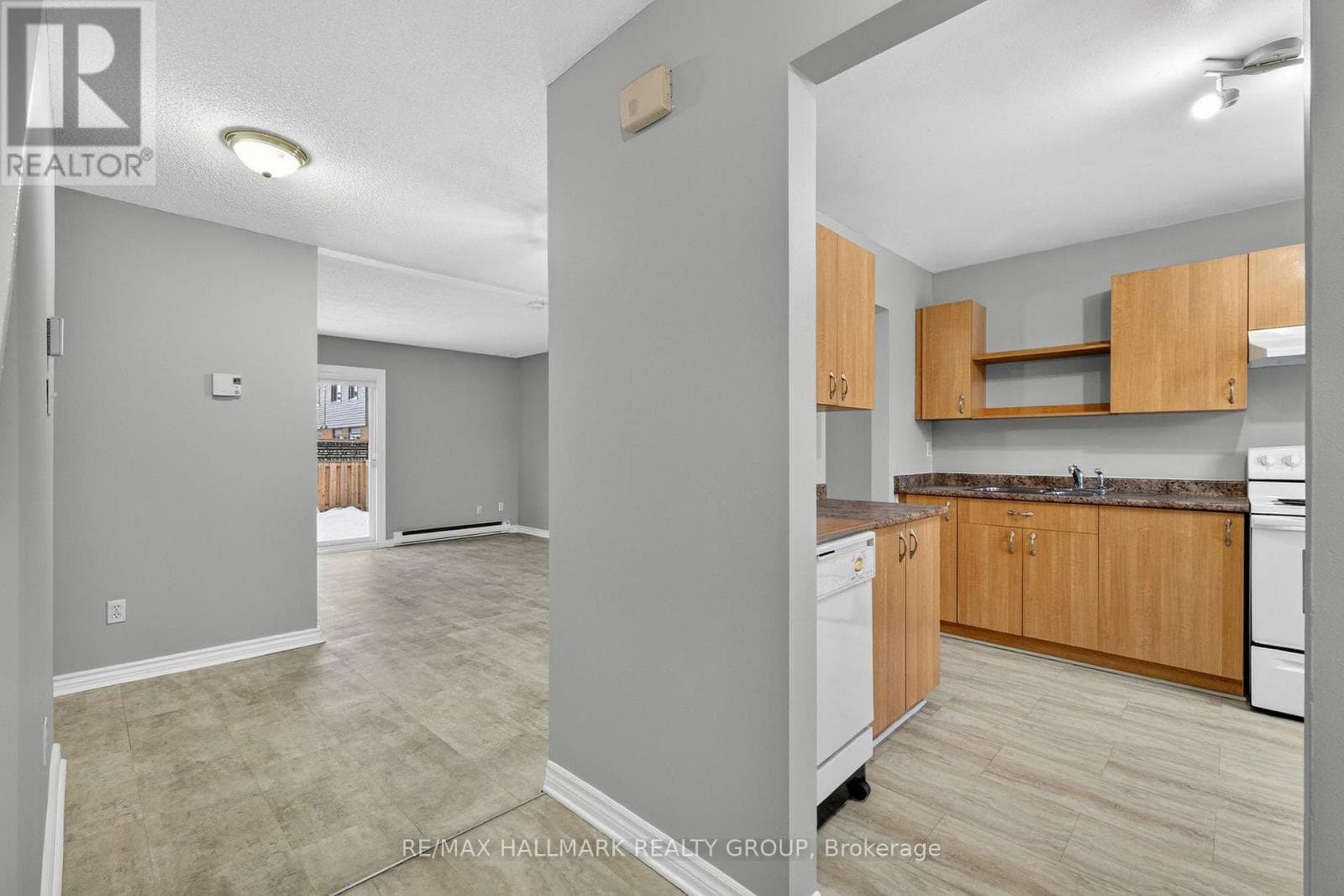3219 STOCKTON DRIVE, Ottawa — photo 5