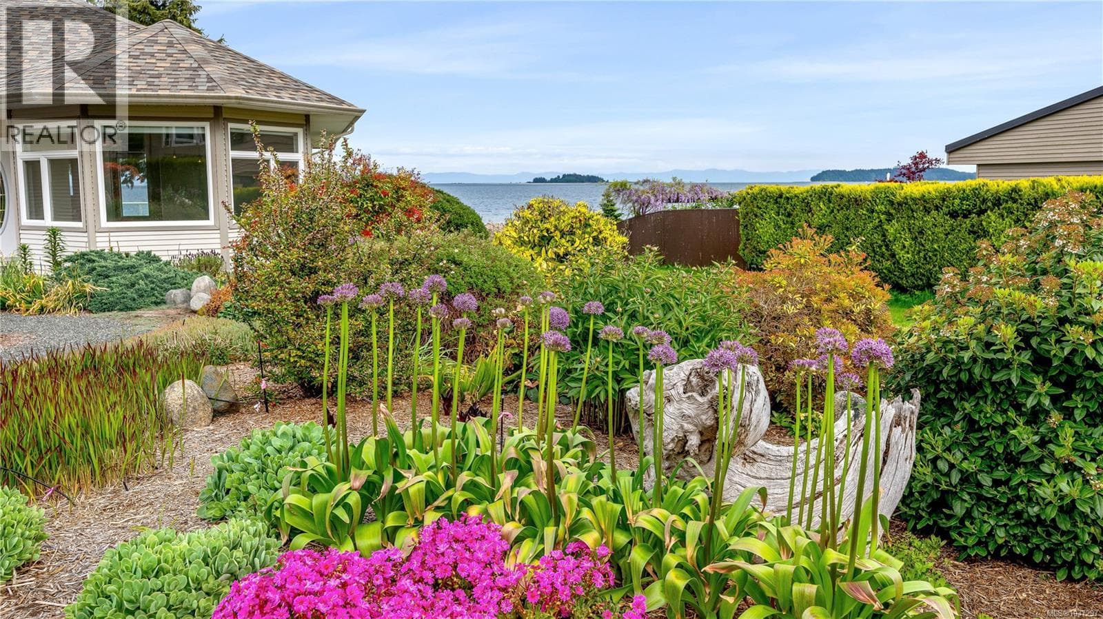 4778 Kilmarnock Dr, Vancouver Island — photo 5