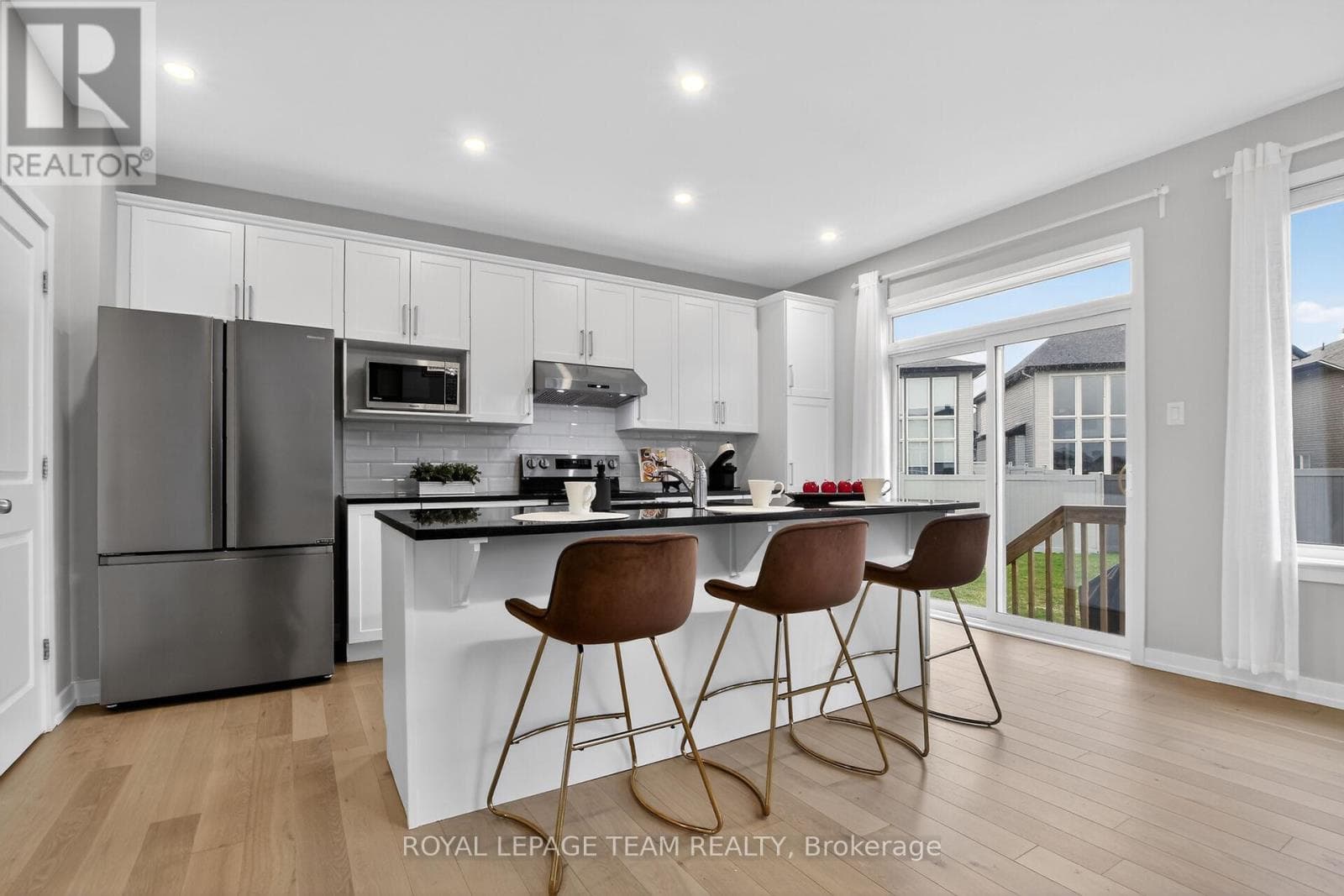 408 GIDRAN CIRCLE, Ottawa — photo 3