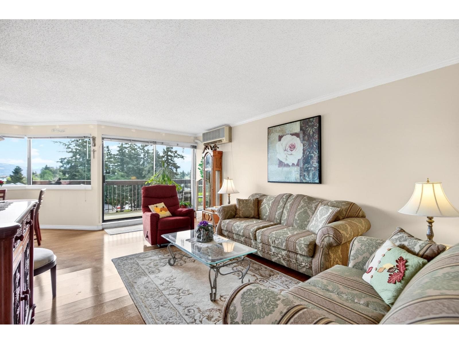 705 31955 OLD YALE ROAD, Fraser Valley — photo 2