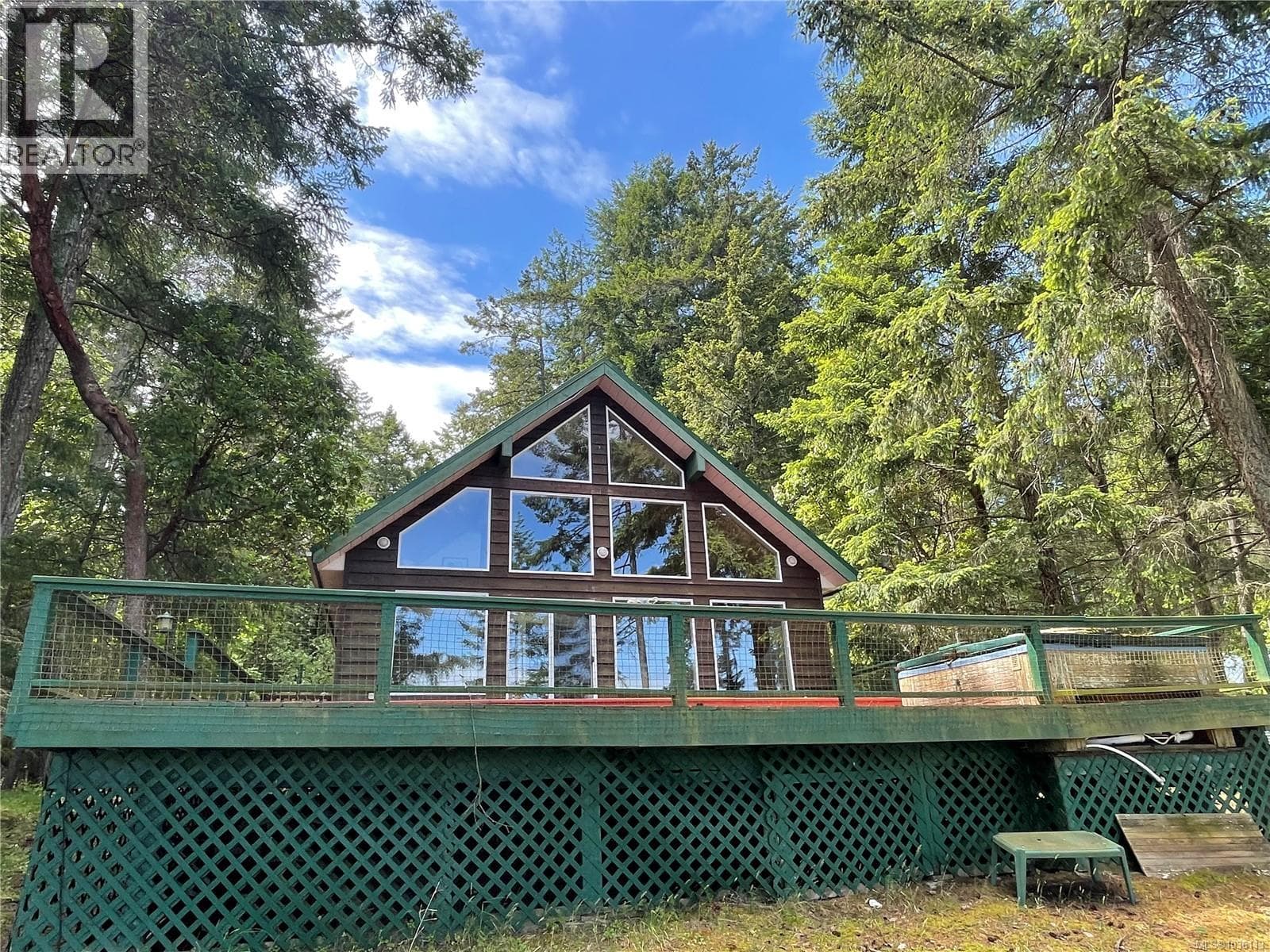 1022 Sea Fern Lane, Vancouver Island — photo 4