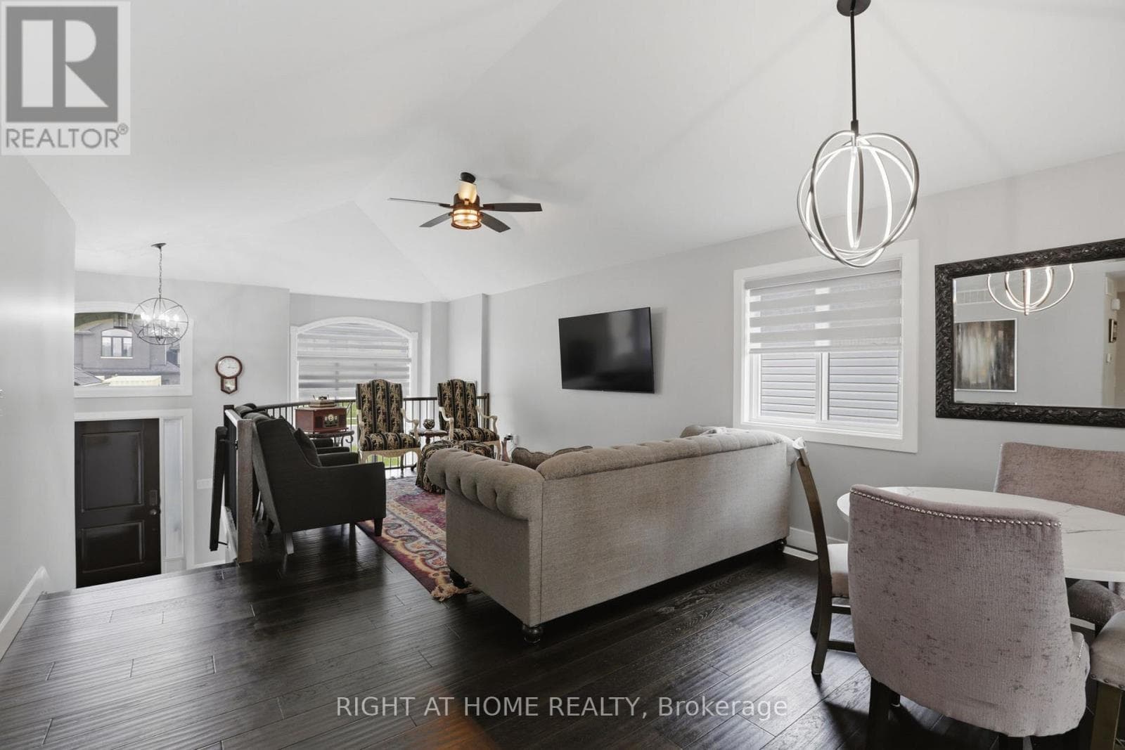 114 TUSCANY TRAIL, Toronto — photo 5