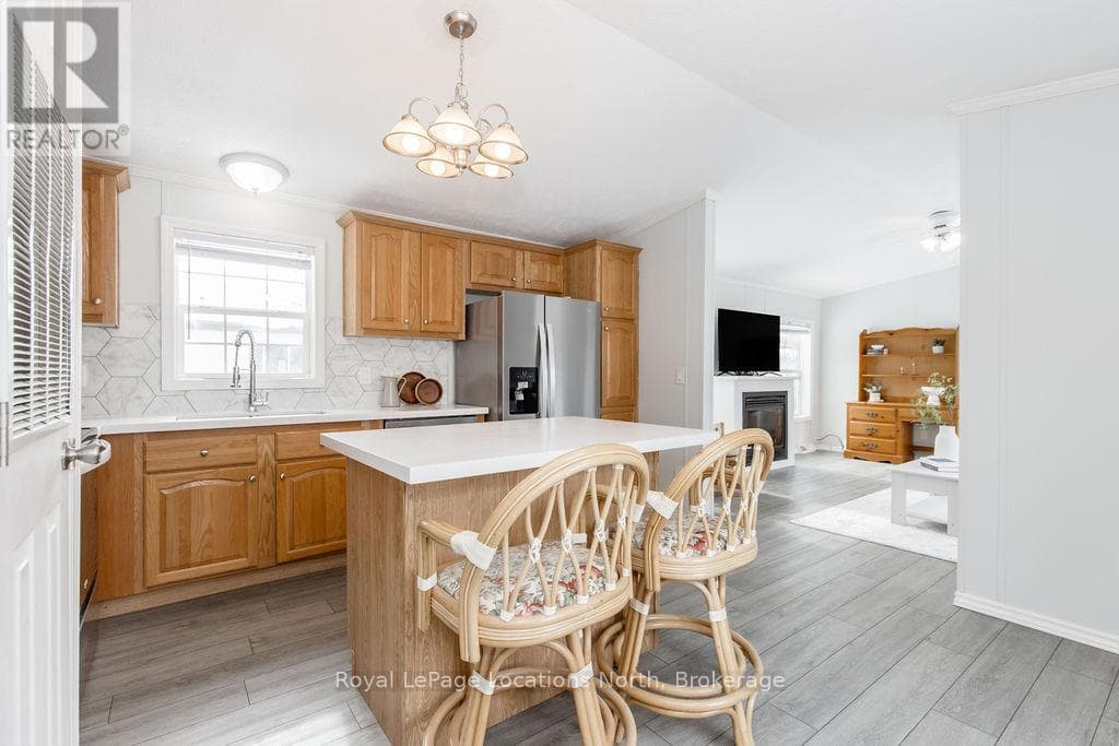 89 GEORGIAN GLEN DRIVE, OnePoint — photo 4