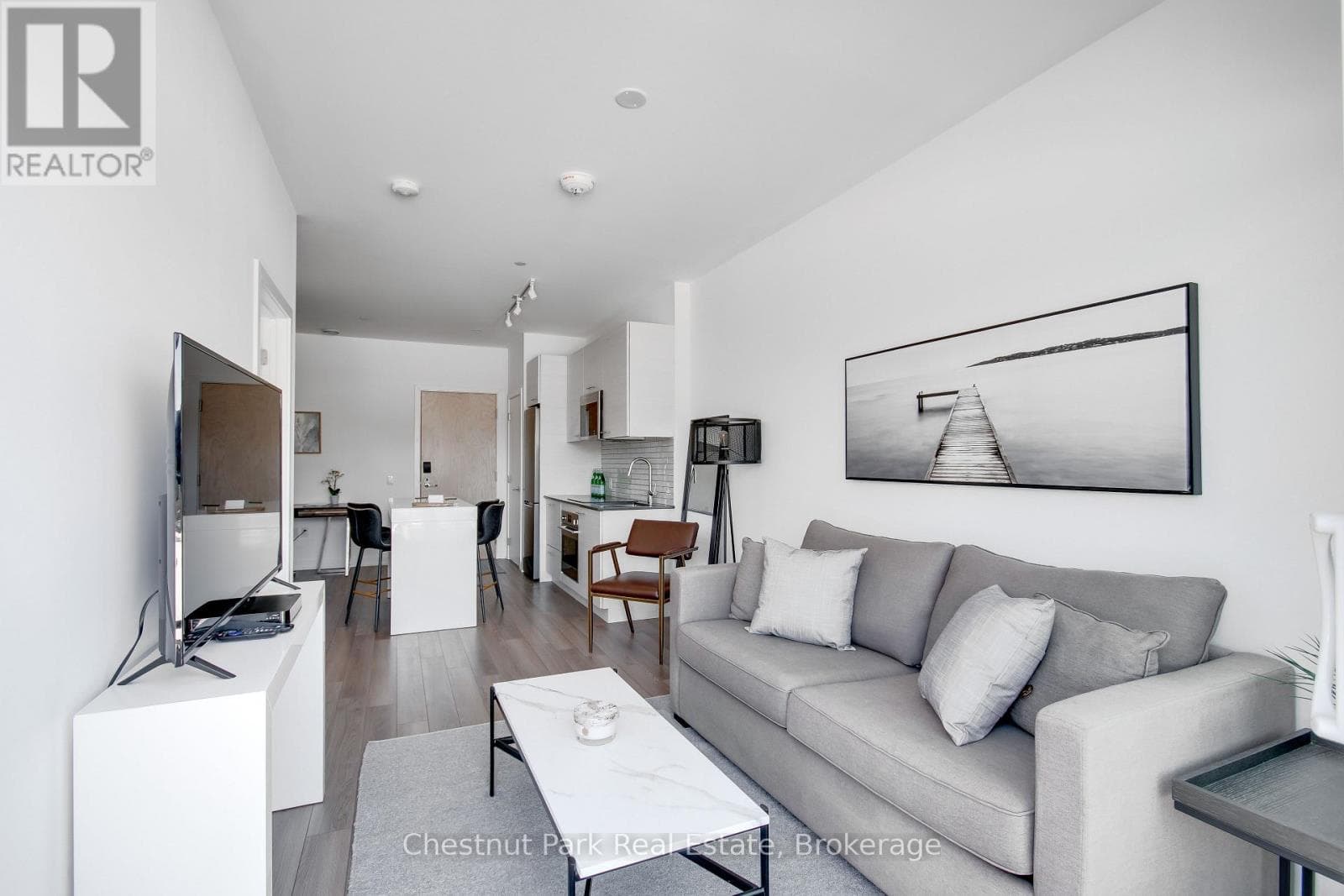 404 - 120 CARRICK TRAIL, OnePoint — photo 4