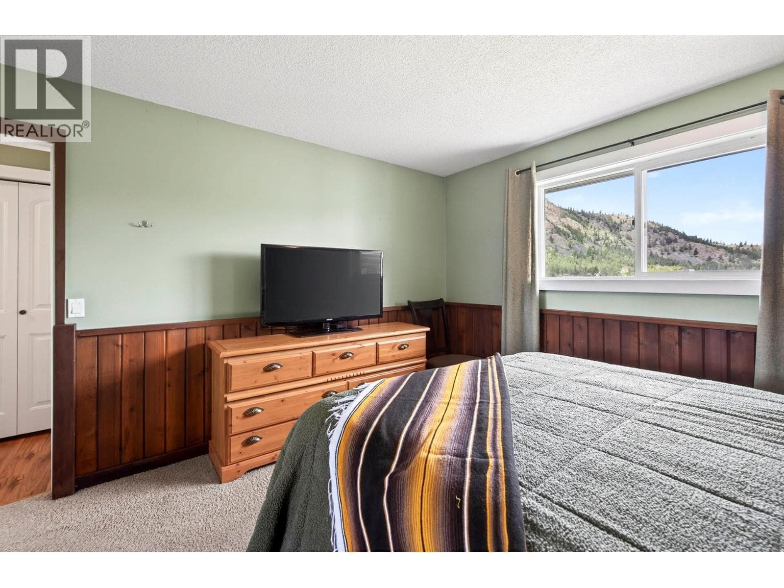 5890 TODD ROAD, Interior REALTORS® — photo 3