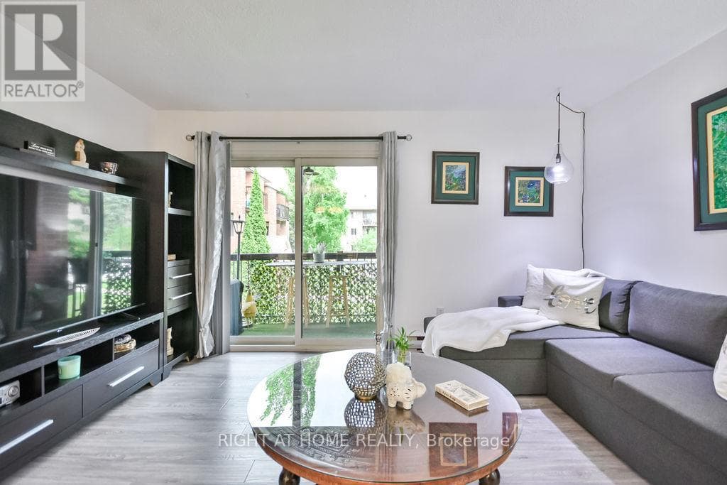 B6 - 179 EDGEHILL DRIVE, Toronto — photo 5