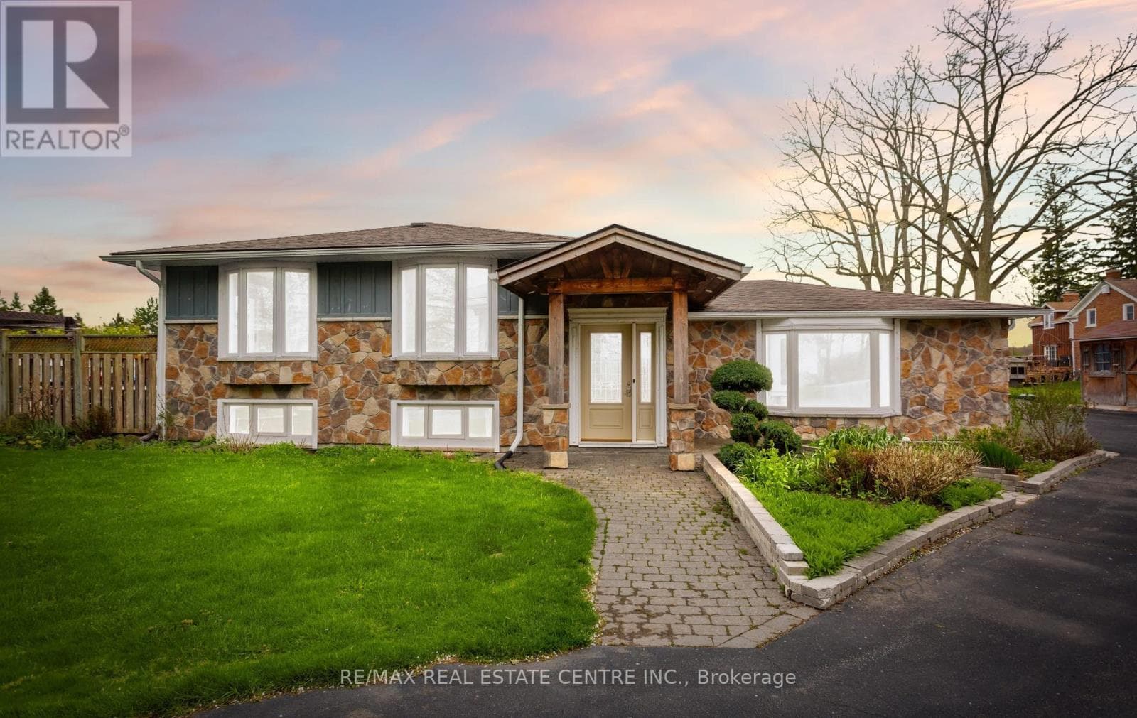 13450 HERITAGE ROAD in 