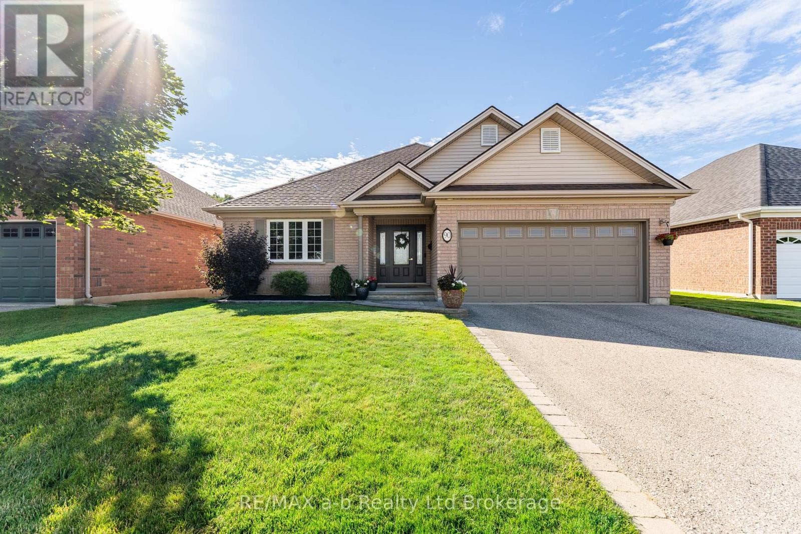 90 WESTON DRIVE in 