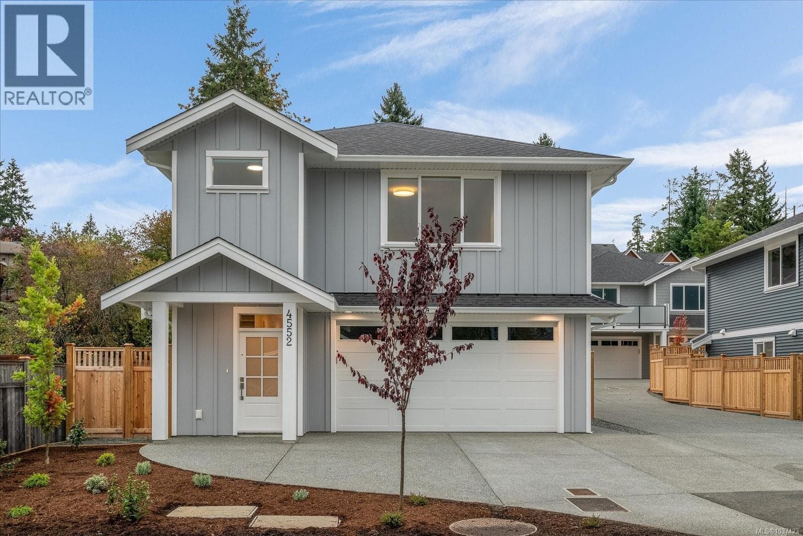 4552 Suncrest Rd, Vancouver Island — photo 2