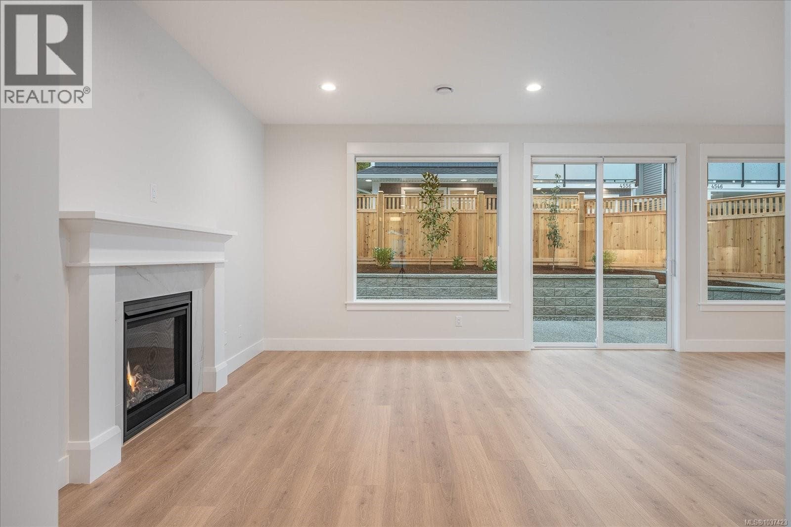 4552 Suncrest Rd, Vancouver Island — photo 5
