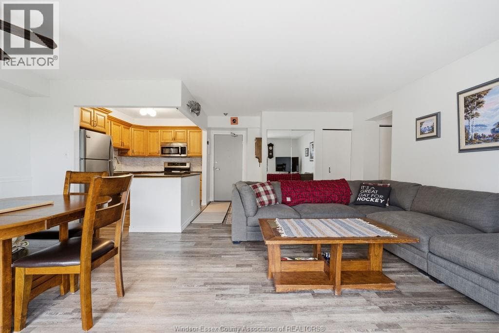 8591 RIVERSIDE DRIVE East Unit# 1008, Windsor — photo 3