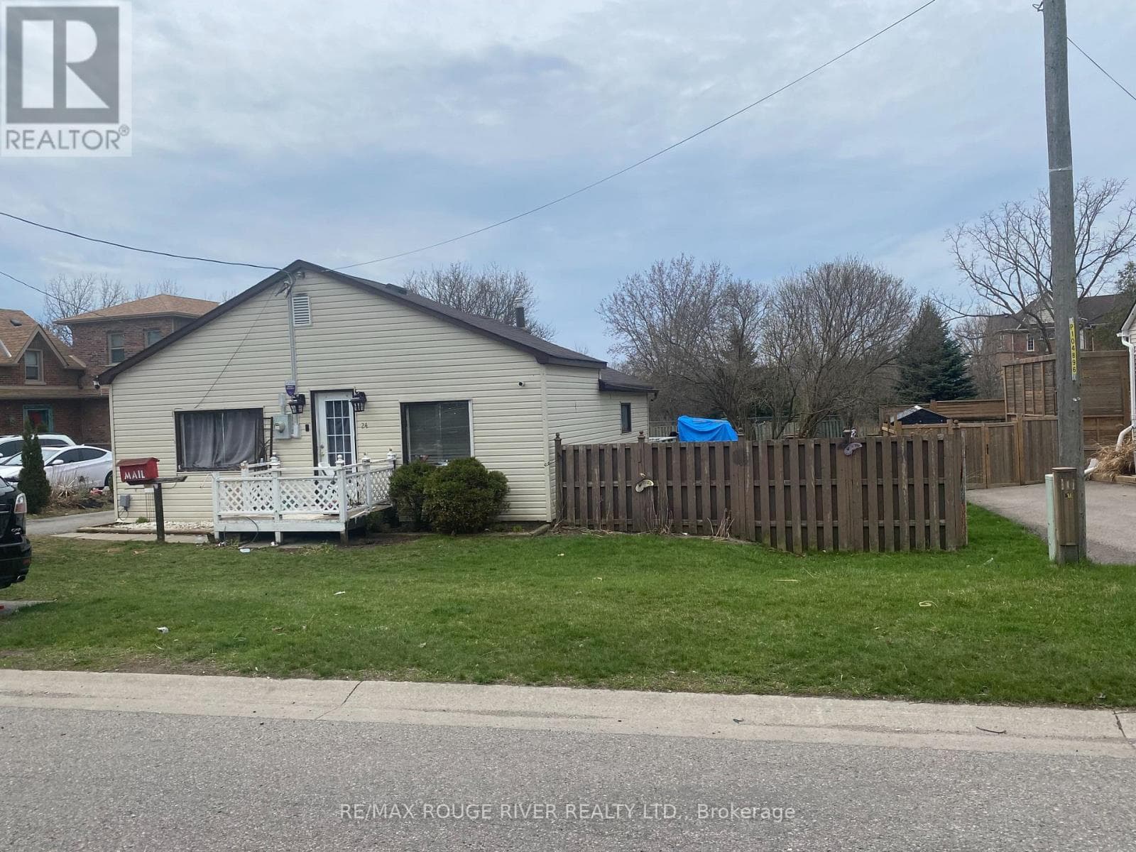 24 HUNT STREET in 