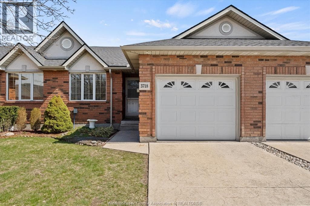 3718 PRAIRIE COURT, Windsor — photo 2