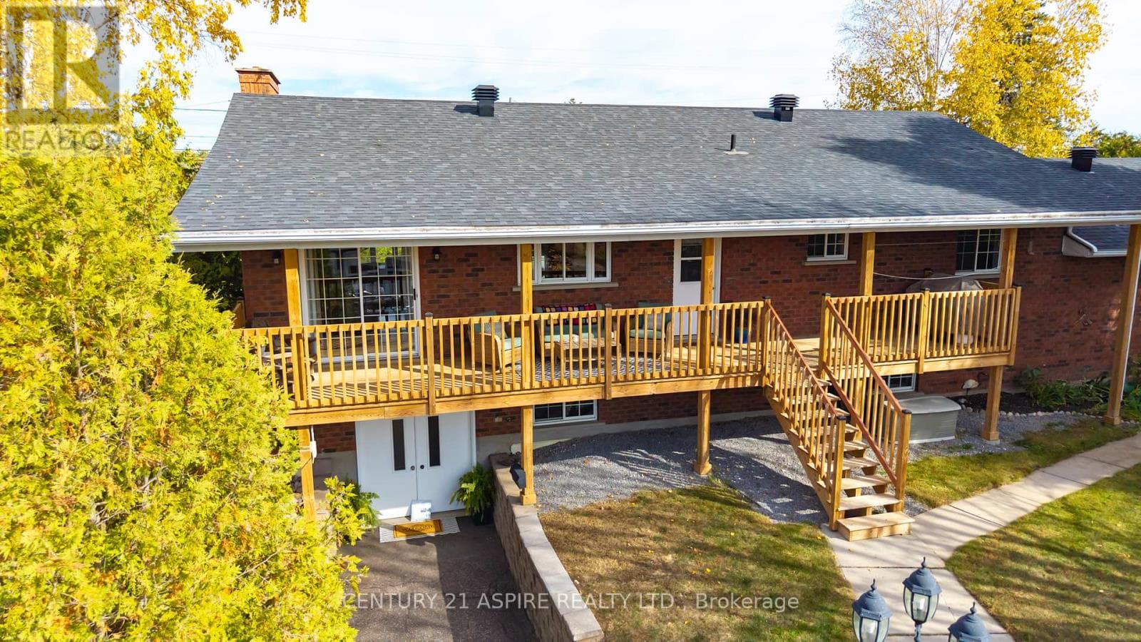 75 PEMBROKE STREET, Renfrew County — photo 5