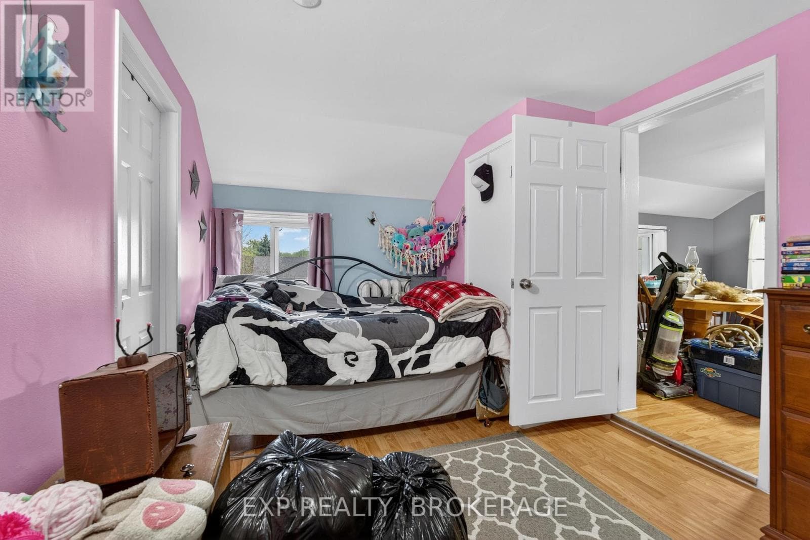 342 KING STREET W, Kingston — photo 4