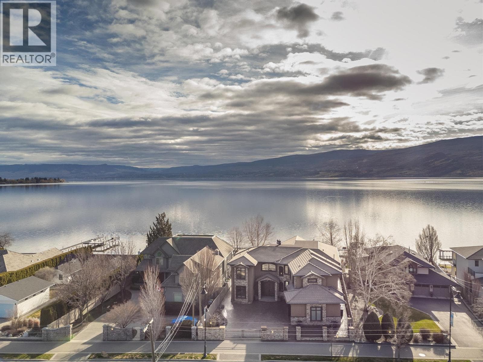 4165 GELLATLY ROAD, Interior REALTORS® — photo 4