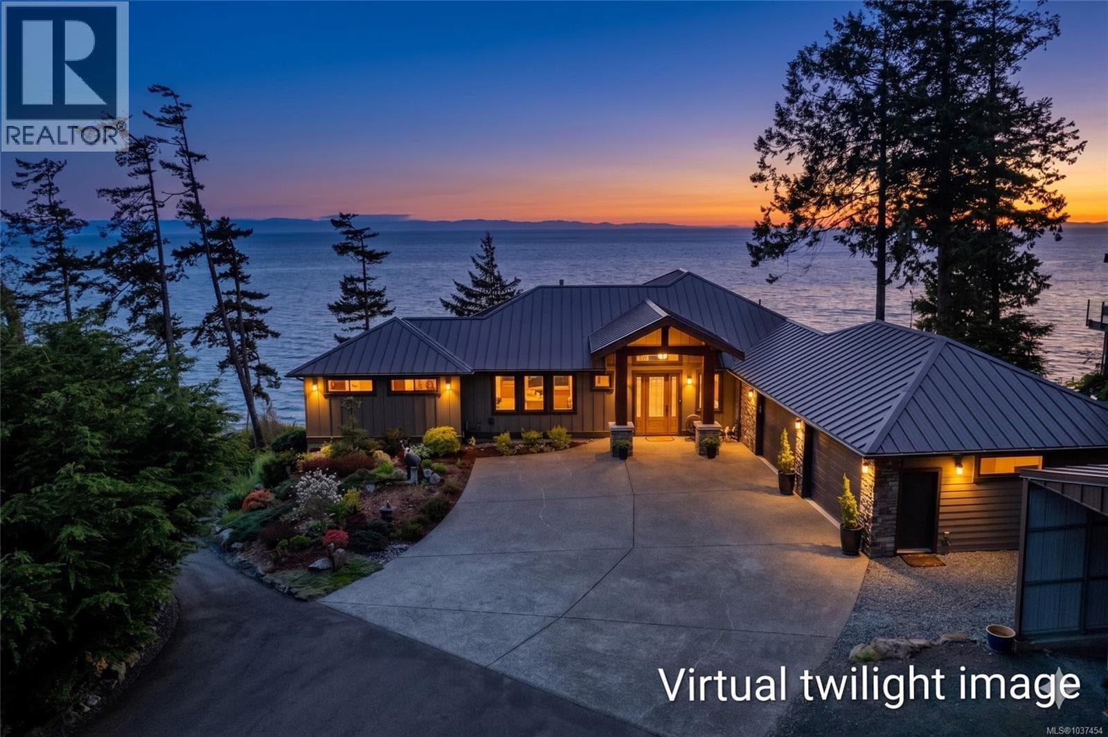 2480 Lighthouse Point Rd, Victoria — photo 2