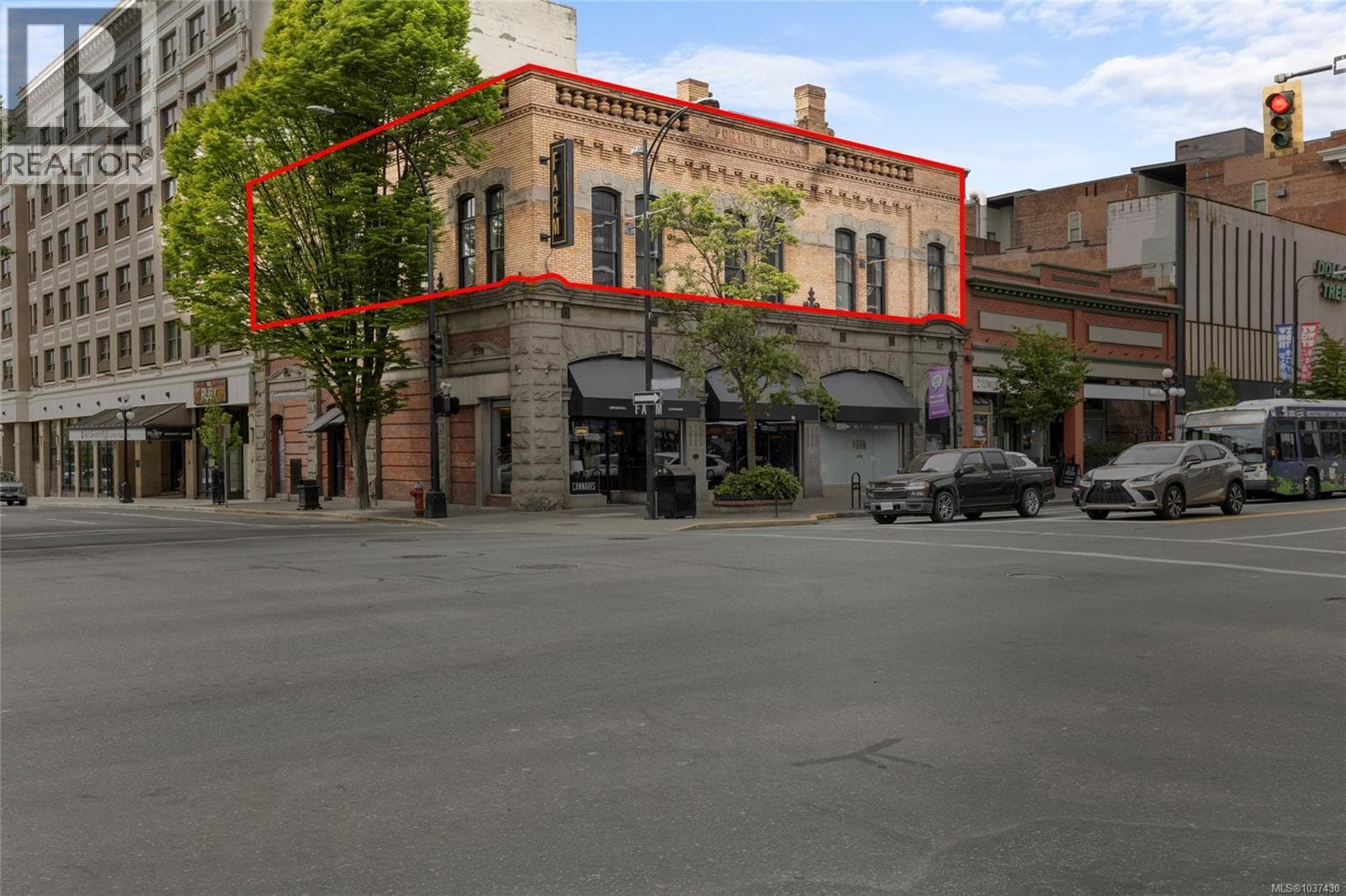 660 JOHNSON STREET, Victoria — photo 2