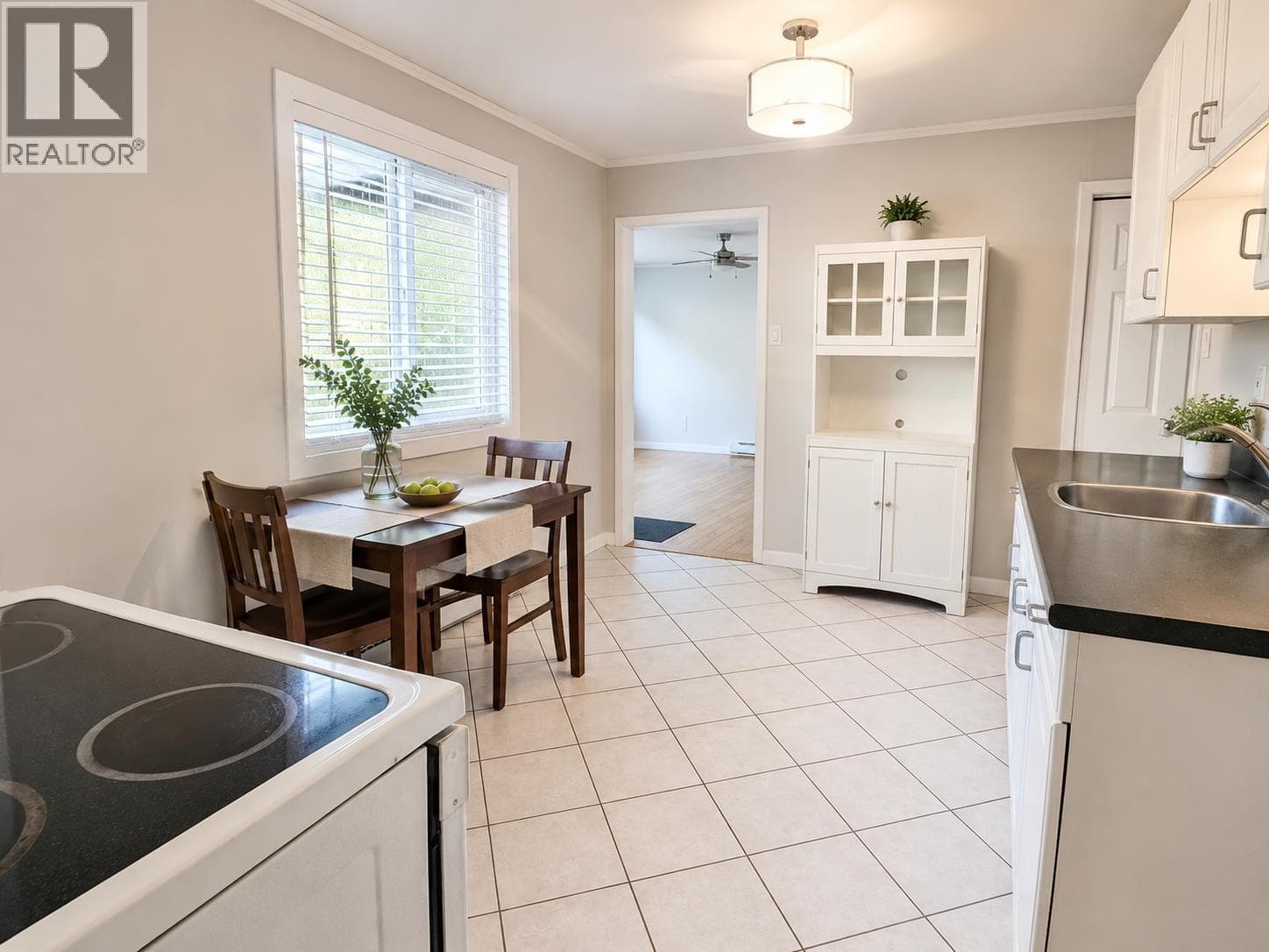 1502 DEPOT ROAD, Greater Vancouver — photo 2