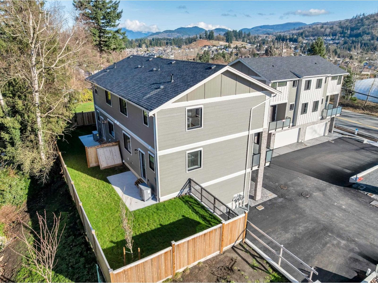 2465 BECK ROAD, Fraser Valley — photo 3
